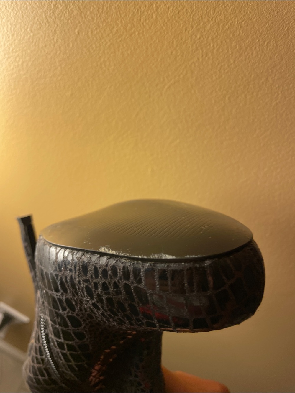 Gorgeous vintage Baby Phat stiletto boots in sleek black croc-embossed- Size 7 - Picture 5 of 5